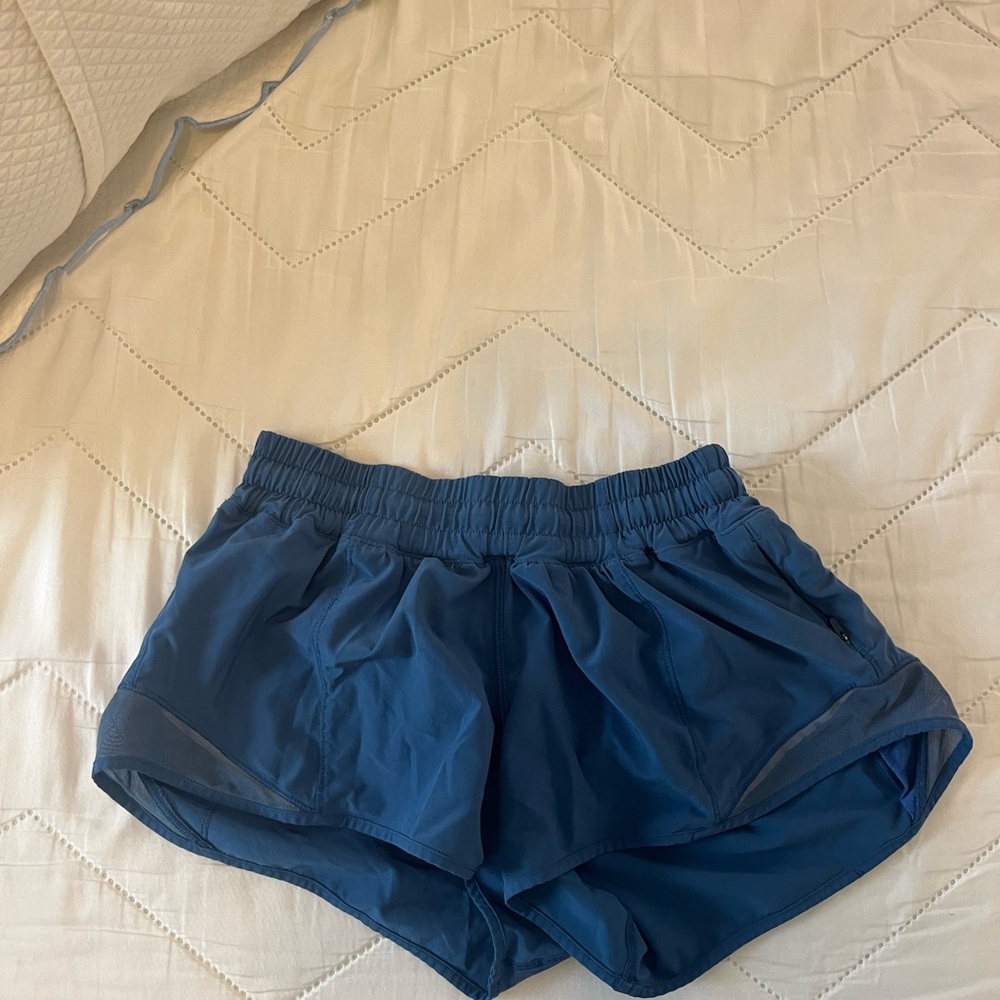 Lululemon Hotty Hot Shorts 2.5"